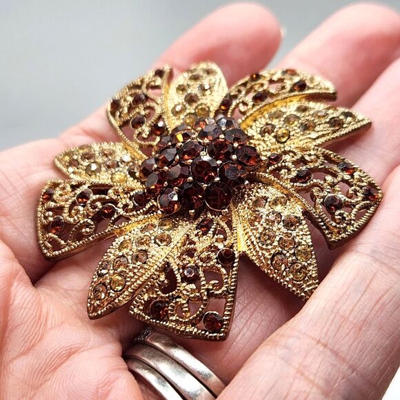 Vintage Filigree Brooch 2" Amber & Champagne Rhinestone Floral Open Scrollwork - Picture 7 of 9